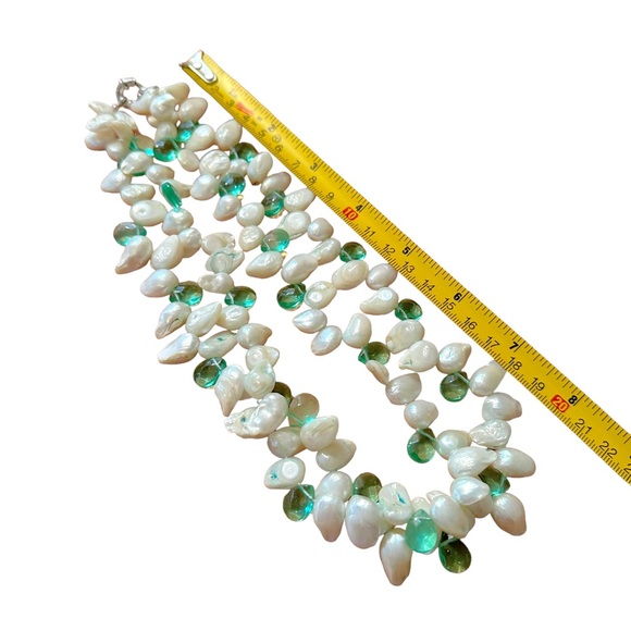 Vintage Mother Of Pearl Shell & Sea Glass Stone Two Strand Statement Necklace - Picture 4 of 4
